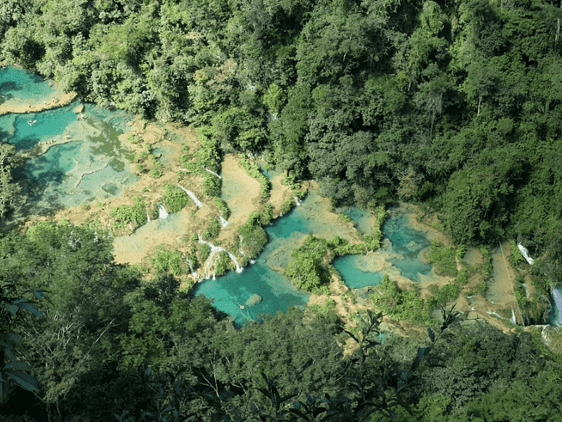 Voyage aventure Guatemala forêt ruines